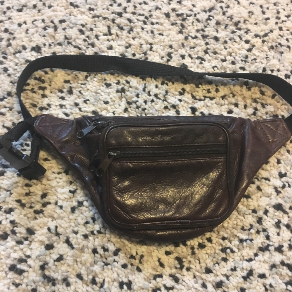Vintage Brown Wilson Leather Belt Bag 4 Pockets - Picture 3 of 8